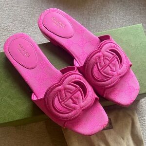 New Gucci Interlocking G canvas slides sandals